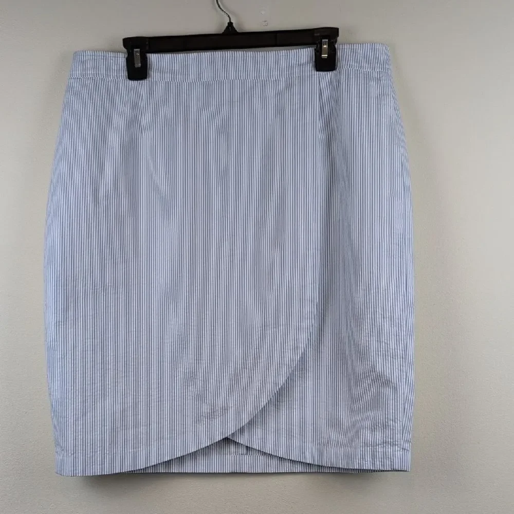 Brooks Brothers Classic Blue & White Pinstripe Seersucker Wrap Skirt Size 14